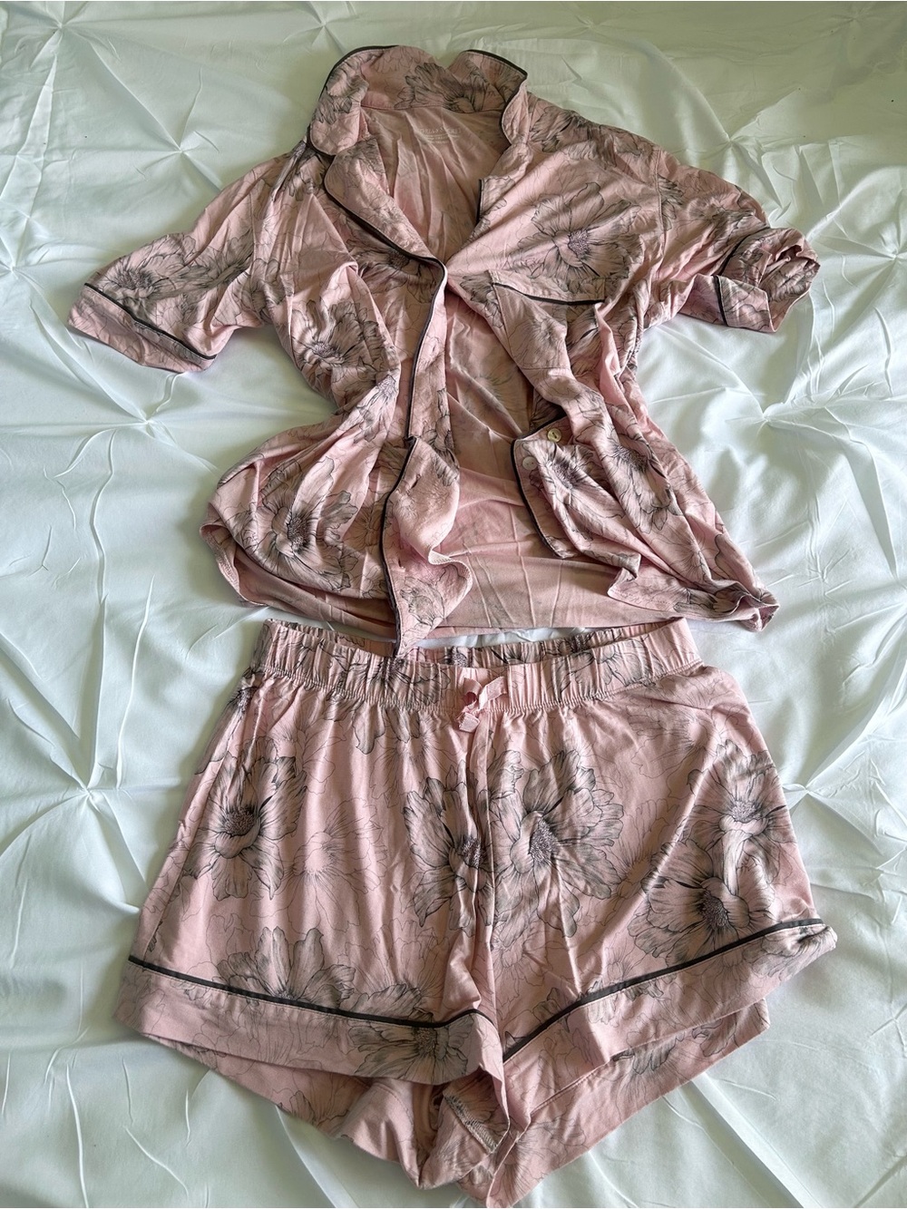Victoria's Secret Pink Floral Short Pajama Set